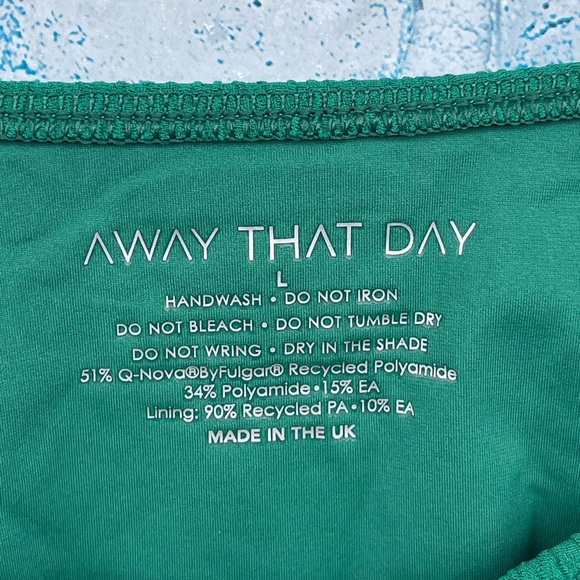 AWAY THAT DAY - ANGUILLA BIKINI - EMERALD GREEN TEXTURE LARGE - Picture 7 of 13